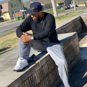 Meet your Posher, Anthony